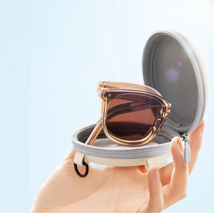Folding Polarized Glasses