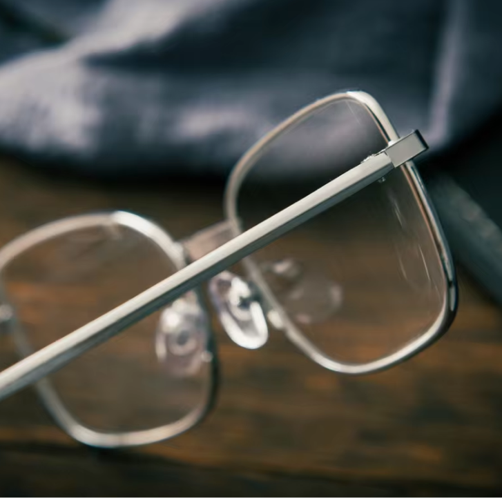 Men Retro Metal Frame